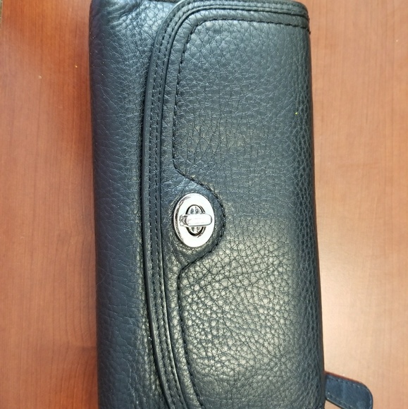 Coach handbag & matching Wallet - Picture 3 of 8